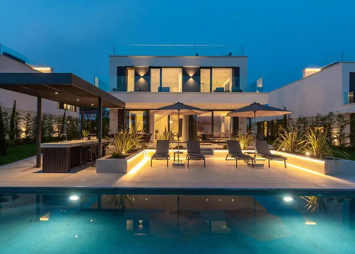 Stunning Home In Porec With Sauna